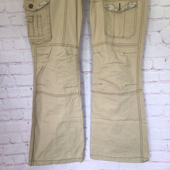 Nori Gold Label Khaki Pants - Size 11 - Picture 3 of 10